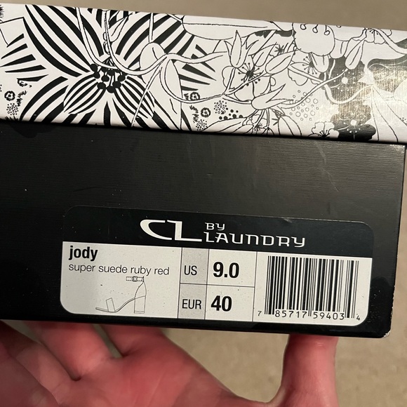 Ruby Red Block Heels - Picture 9 of 9